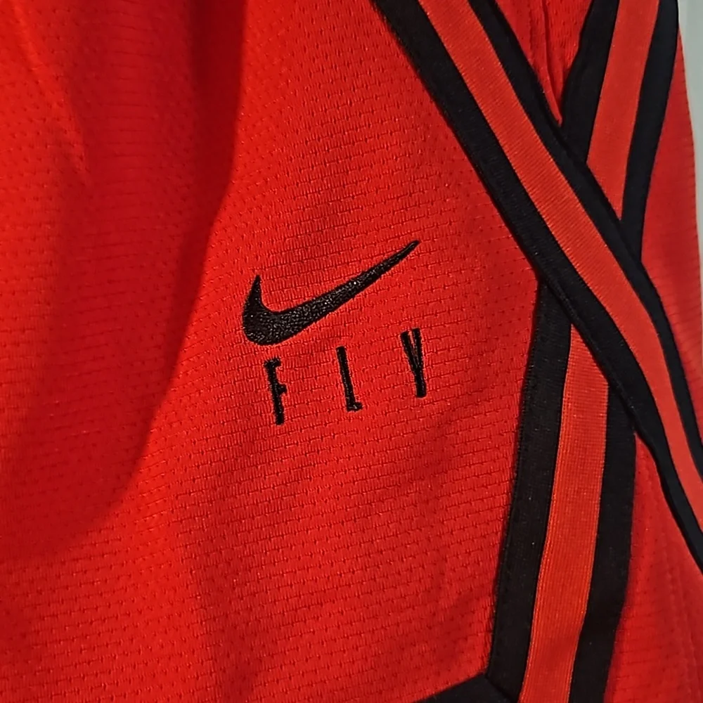 Nike Women's Fly Crossover Basketball Shorts: RED/BLACK: NEW WITH TAGS: SIZE M